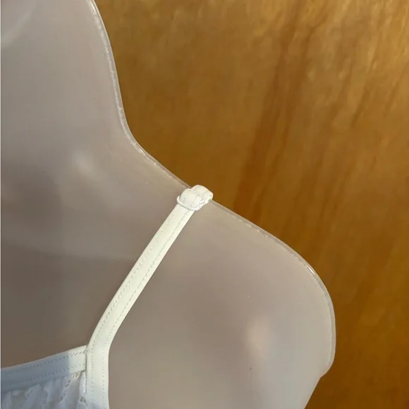 Balera White Lace Dancewear - Picture 3 of 5